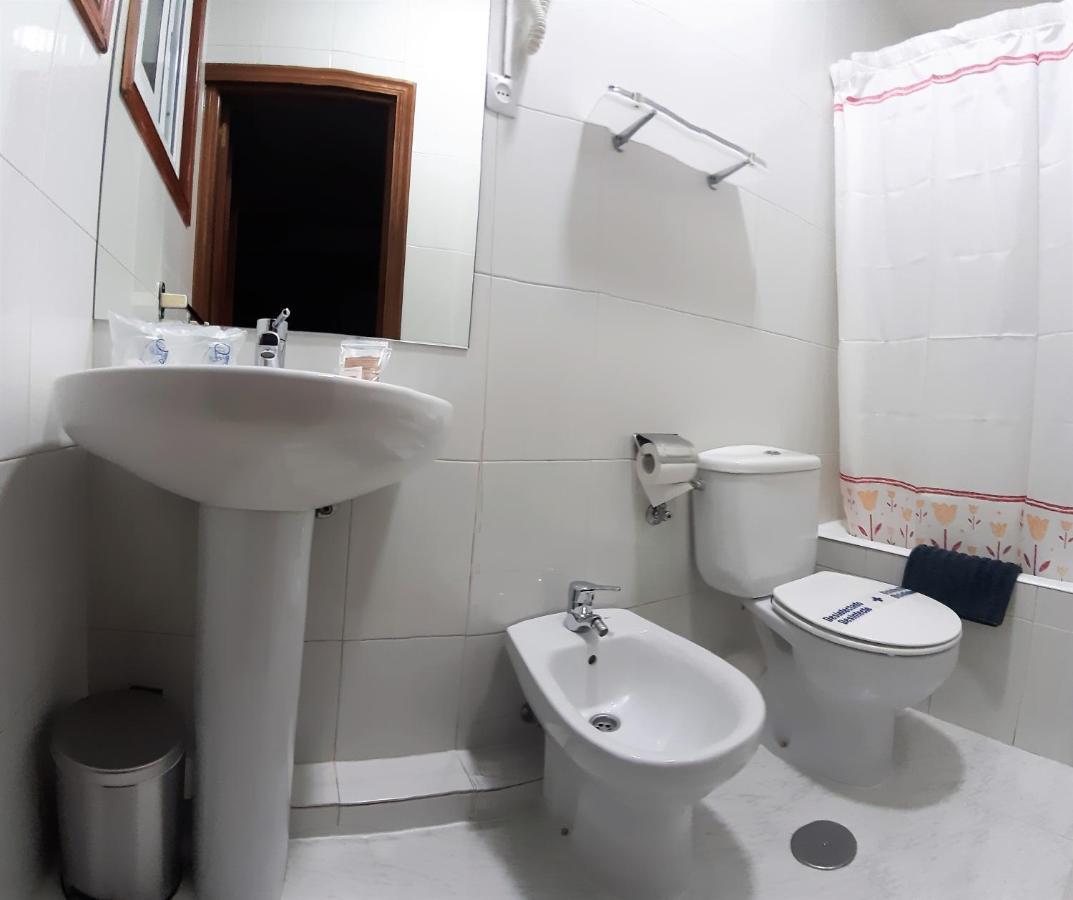 Hostal Dulcinea Madrid Exteriör bild