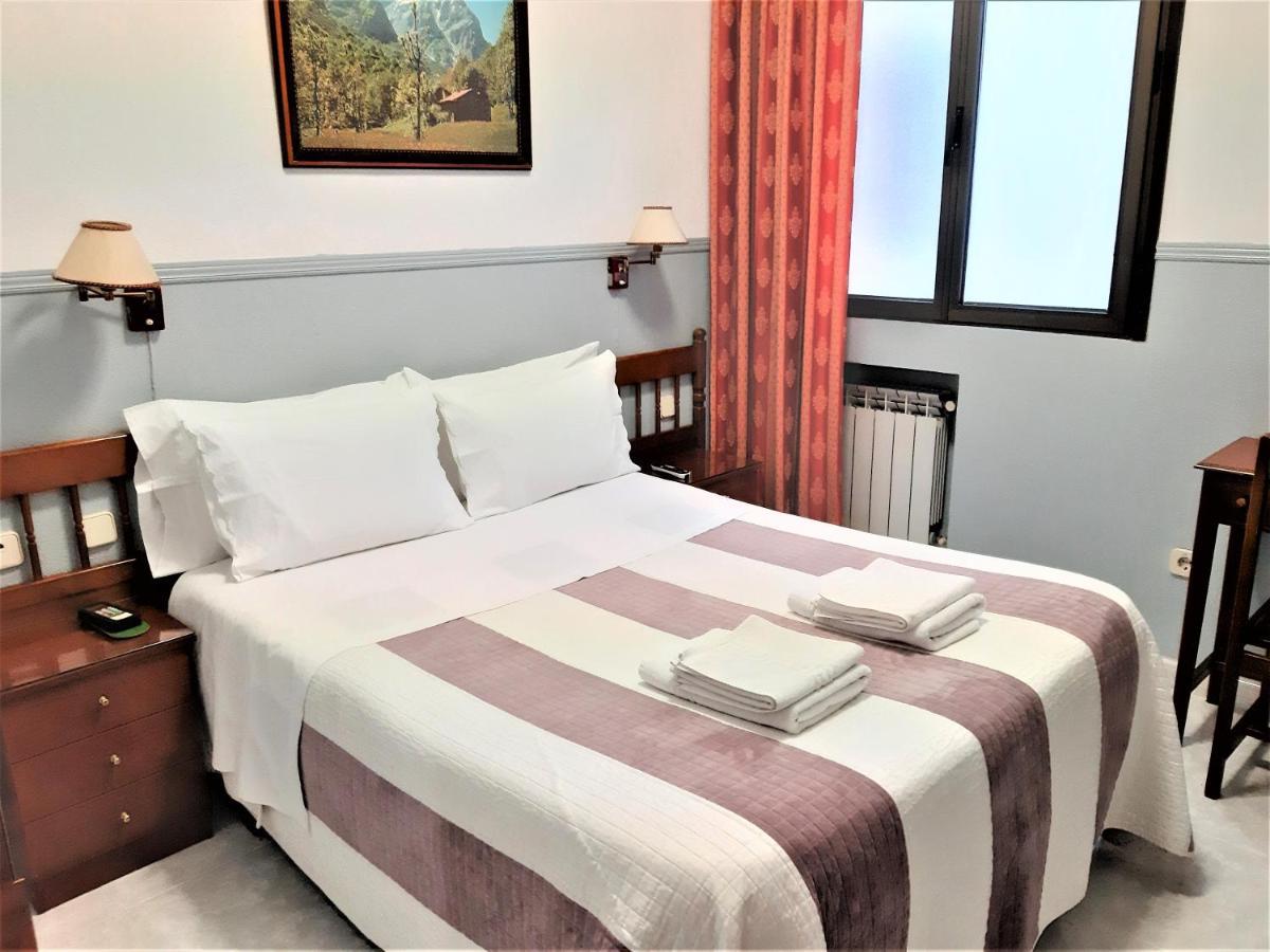 Hostal Dulcinea Madrid Exteriör bild