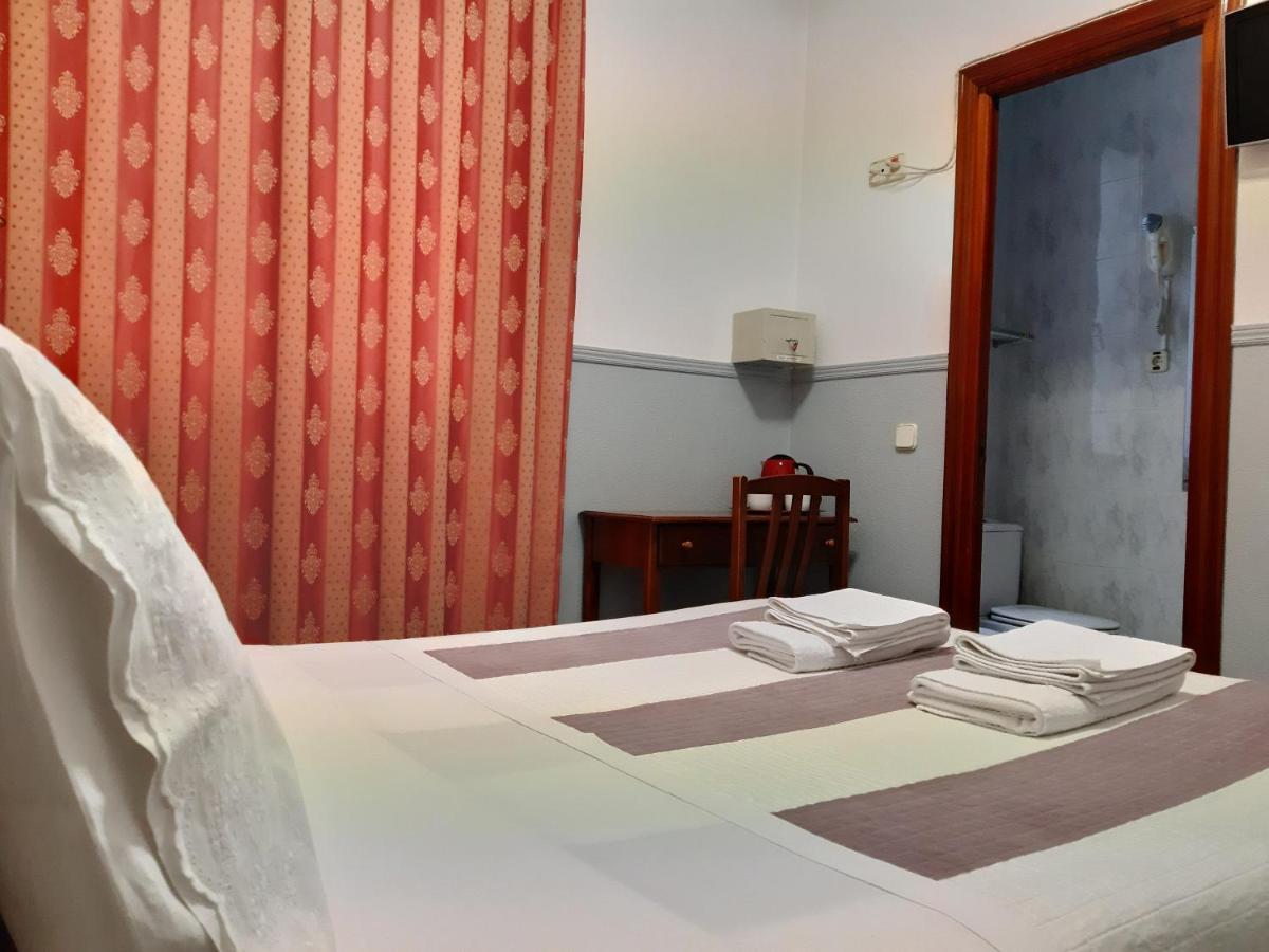Hostal Dulcinea Madrid Exteriör bild