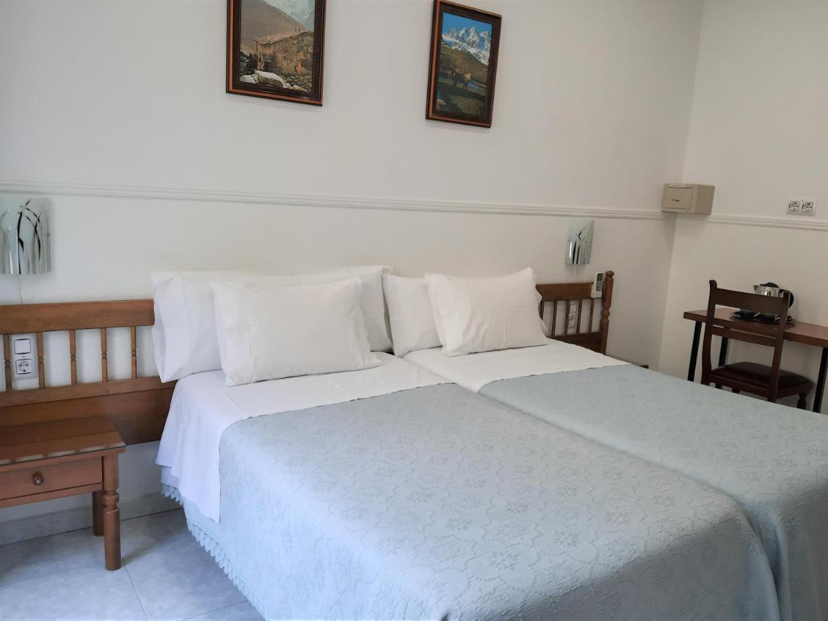 Hostal Dulcinea Madrid Exteriör bild